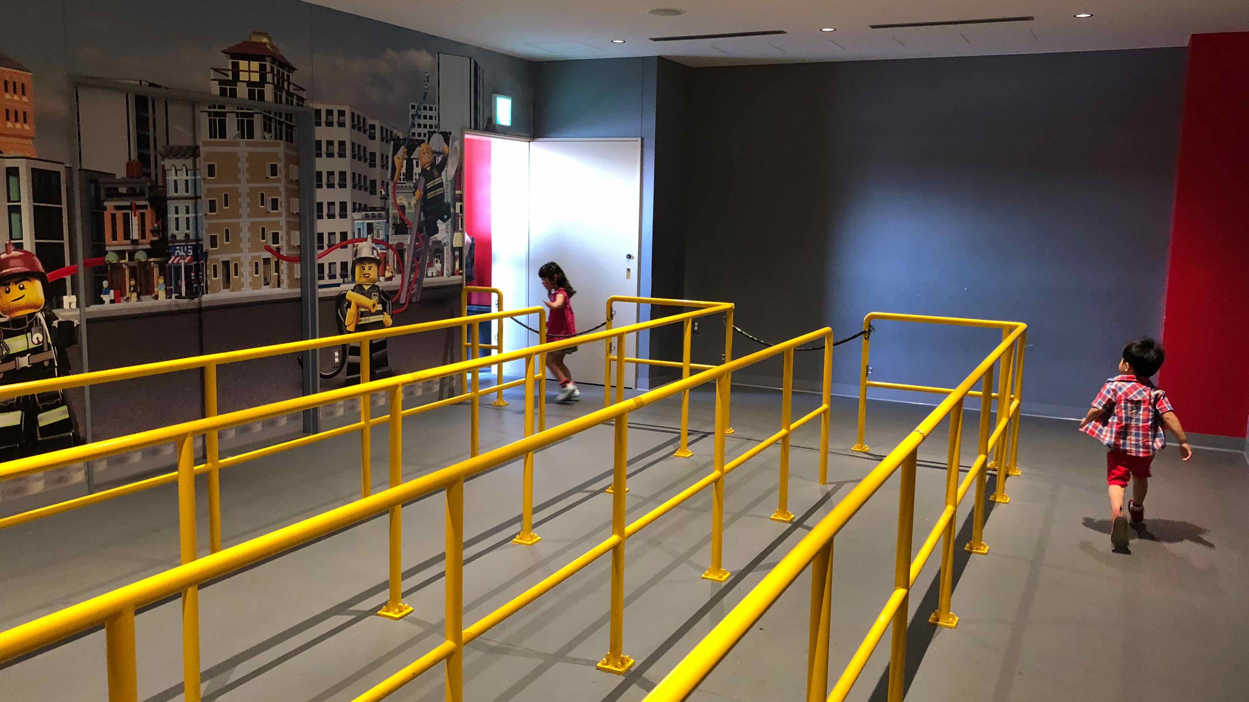 空いているときのレゴランドアトラクション列