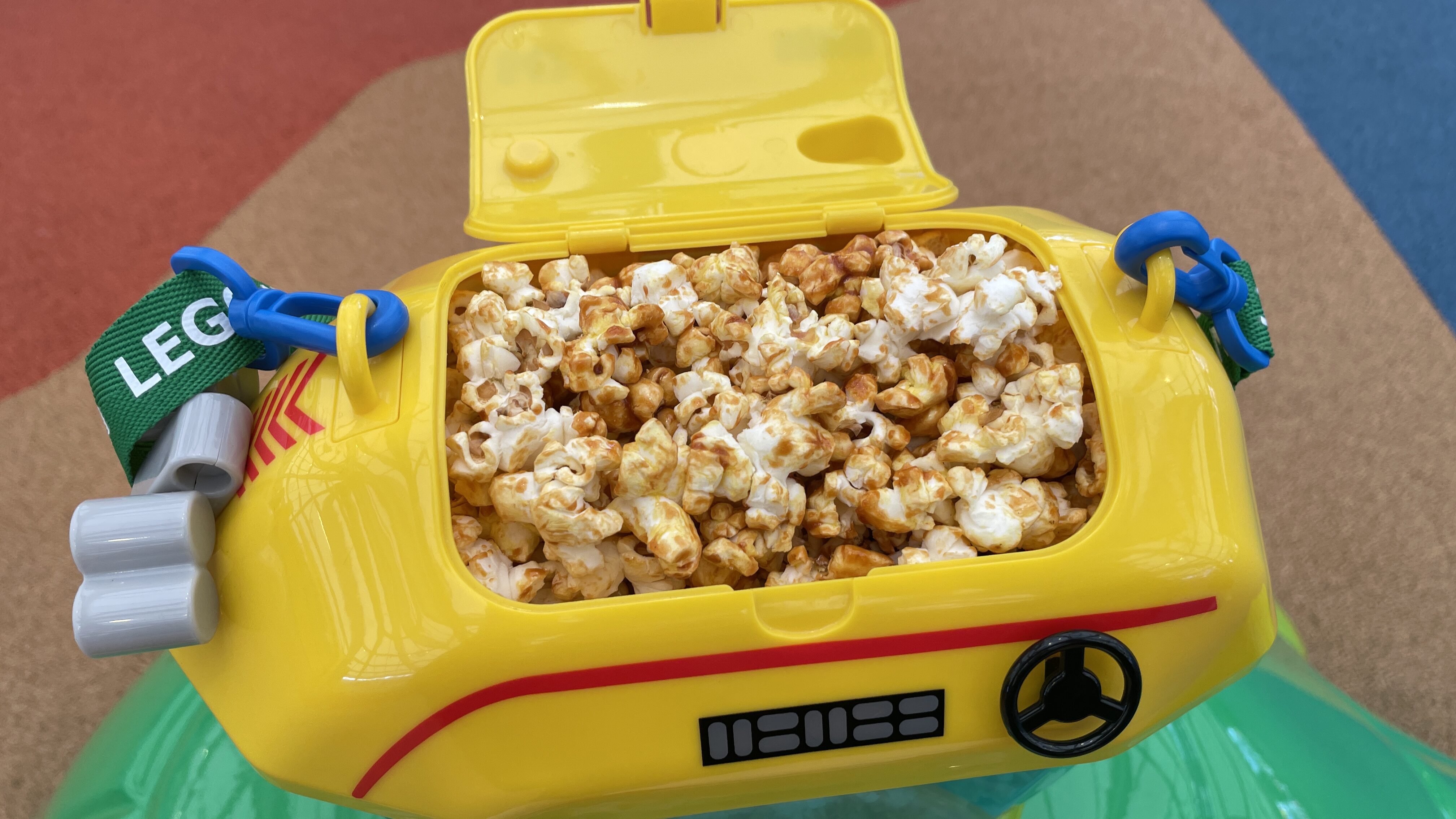 レゴランドのキャラメル味ポップコーン