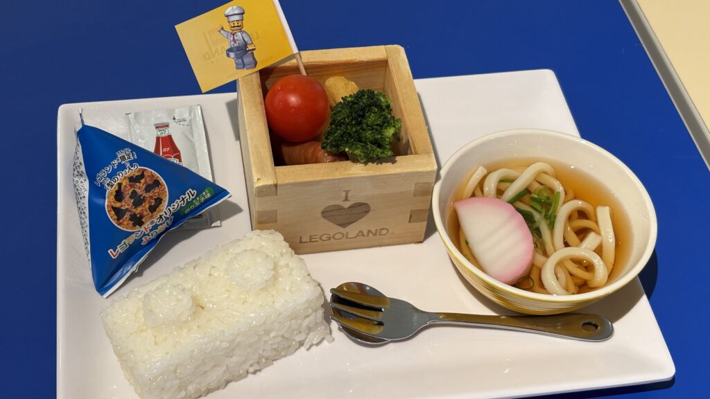 実際に頼んだおこさま膳のブリックおにぎりセット