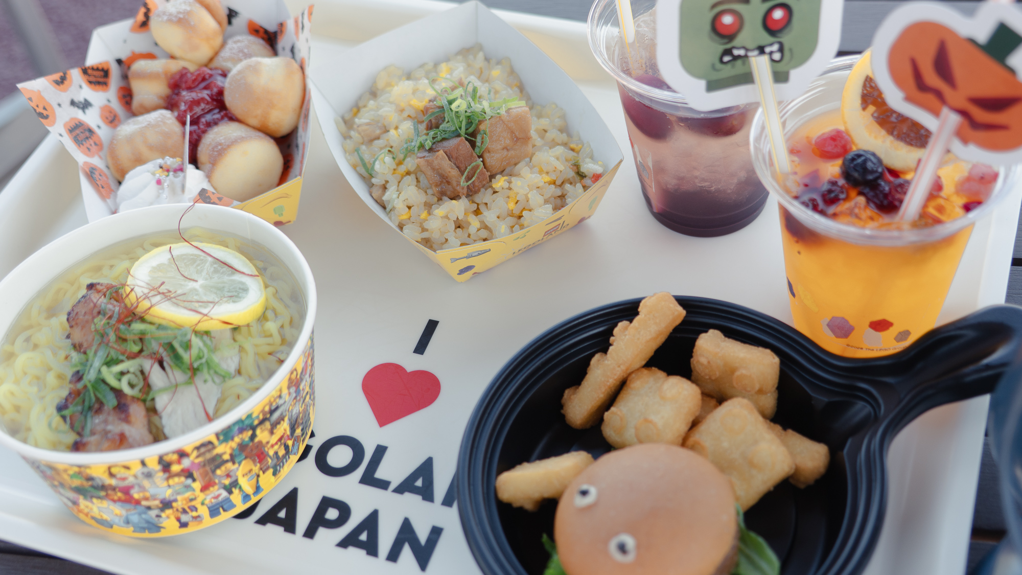 鶏塩ラーメンや角煮チャーハンなどイベントエリアのキッチンカーのメニュー