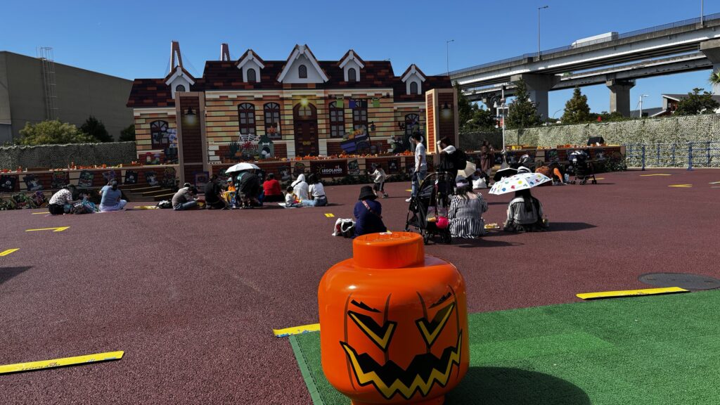 開演前のステージ前の観覧スペース